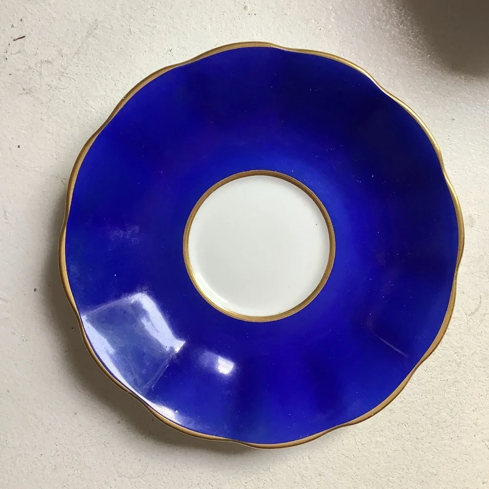 Royal Albert Tea Cup & Saucer England - Picture 5 of 10